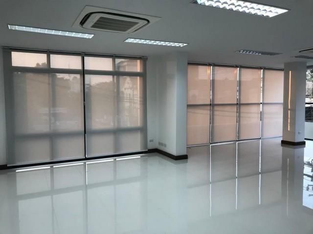 P2070 ขายอาคารสำนักงาน 4.5 ชั้น รามคำแหงซอย 4 (สมานมิตร)