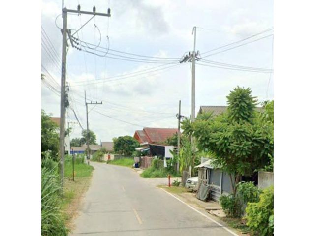 ขายที่ดินตำบลหางดงทำเลดีติดถนนมีรั้วสามด้านพร้อมโอน