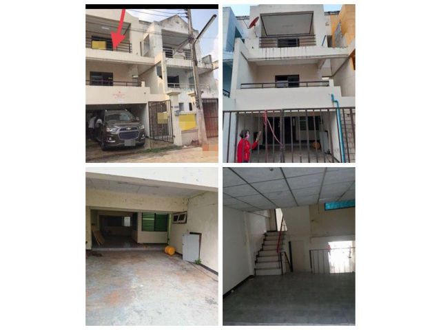 ขายทาวน์เฮ้าส์ 3 ชั้น 30 ตรว หมู่บ้านคลองหลวงโฮมเพลส ตรงข้ามแมคโครคลองหลวง โทร 0982251577
