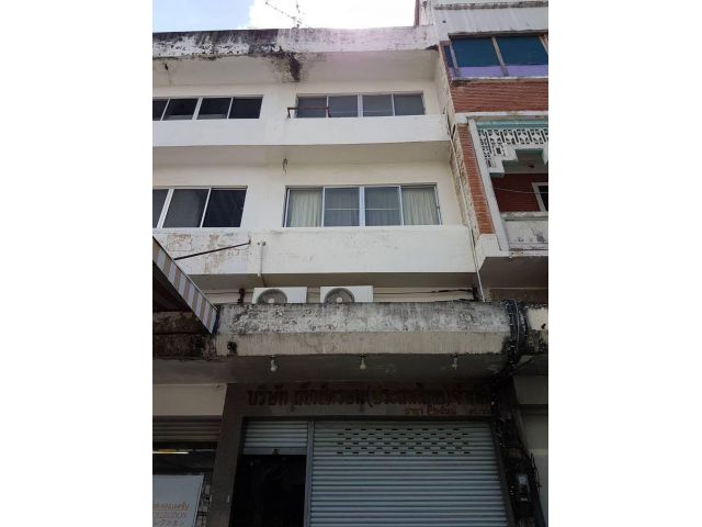 ขายอาคารพาณิชย์ 3 ชั้นครึ่ง ทำเลทองช้างคลาน ใจกลางธุรกิจเชียงใหม่