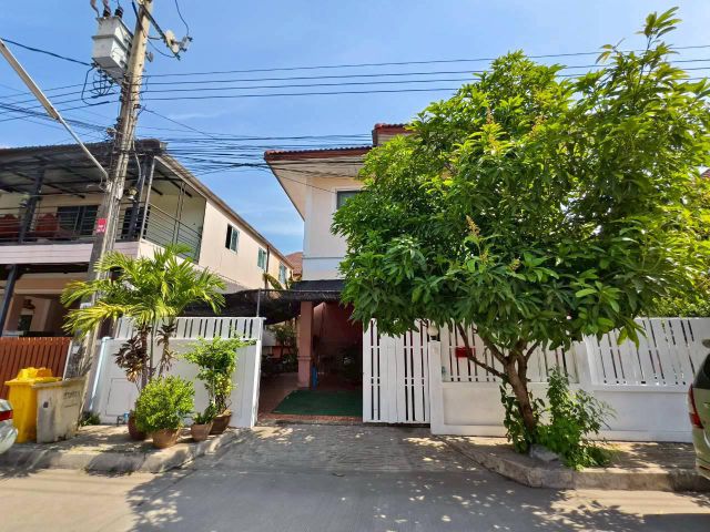 ขายบ้านเดี่ยว เต็มสิริ 1 มิตรไมตรี 12 | พื้นที่ใช้สอยเยอะ จัดสวนข้างบ้านได้