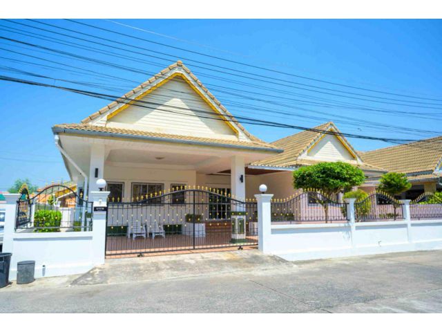 H1069 ให้เช่า บ้านเดี่ยวหลังใหญ่ 3 ห้องนอน พื้นที่เยอะ ซ.บุญสัมพัทธ์ 11