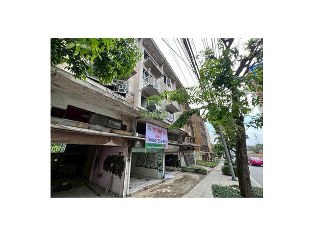 ขายที่ดิน อาคารพาณิชย์ ติดถนนสุขสวัสดิ์ ดาวคะนอง ใกล้ตลาดอินดี้ เนื้อที่ 42 ตร.ว