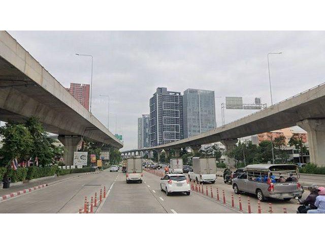ขายที่ดินพร้อมสิ่งปลูกสร้าง ทำเลดี ถนนสวย