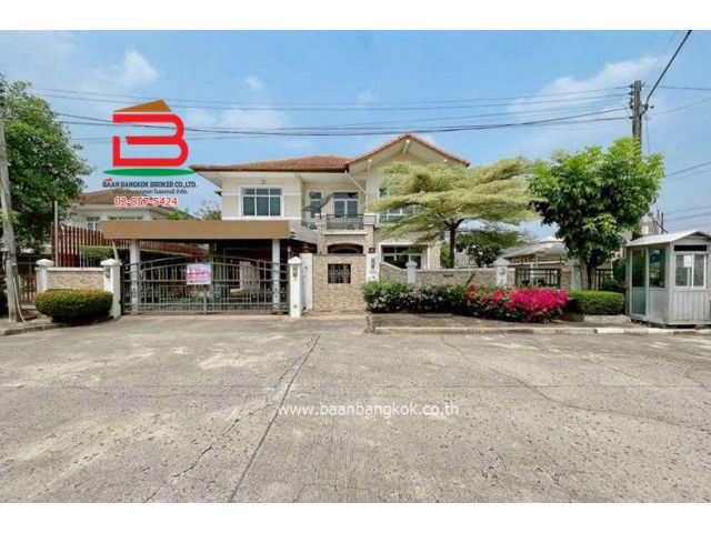 บ้านเดี่ยว หมู่บ้านธัญธานีโฮมออนกรีน (ใกล้สนามกอล์ฟธัญบุรี) เนื้อที่ 155 ตรว. ตำบลลาดสวาย อำเภอลำลูกกา จังหวัดปทุมธานี