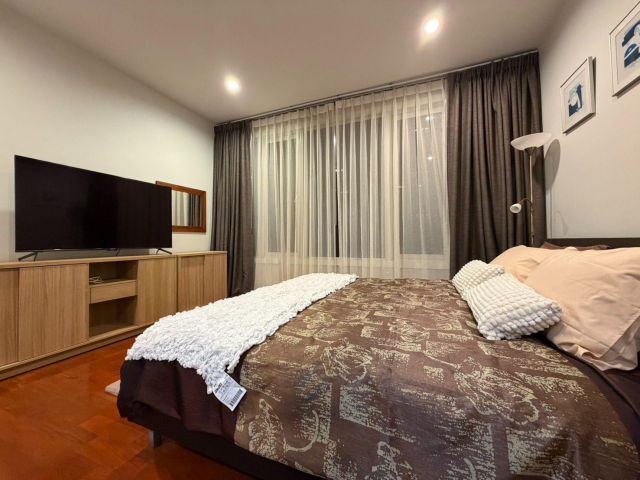 For rent condo Baan Siri 24 (Sukhumvit 24) (S15-8285)