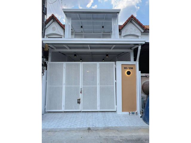 หมู่บ้านวงศ์ชัยนคร บางรักใหญ่ นนทบุรี ทาวน์เฮาส์ 2 ชั้น