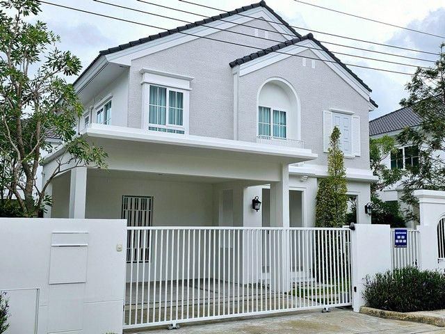 ให้เช่า บ้านเดี่ยว ชัยพฤกษ์ บางนา กม.15 ตกแต่งเฟอร์ฯครบทั้งหลัง เครื่องปรับอากาศ , ตู้เย็น , ไมโครเวฟ , เตาแก๊ส (RH1476)