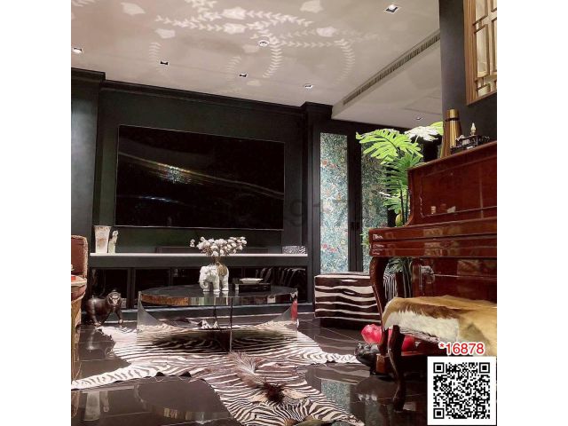 ขาย คอนโด Duplex ขนาด 3 ห้องนอน ณ วรา เรสซิเดนซ์ Na Vara Residence ใกล้ BTS ชิดลม