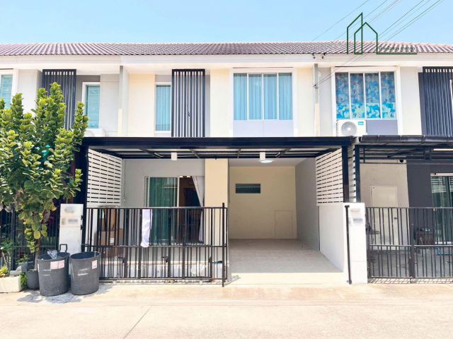 ทาวน์เฮาส์ 2 ชั้น พฤกษาวิลล์ 66/2 บางนา-หนามแดง รีโนเวทใหม่ทั้งหลัง ฟรีโอน