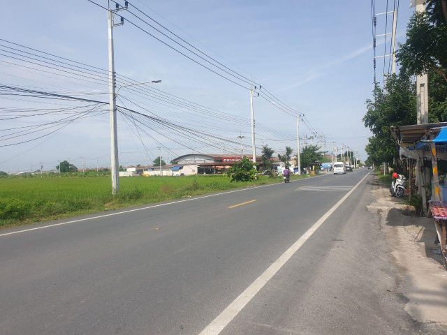 ขายที่ดิน ขนาด 29 ไร่ 1 งาน 32 ตร.ว. พุทธมณฑล จ.นครปฐม  เหมาะสำหรับทำโครงการบ้านจัดสรร