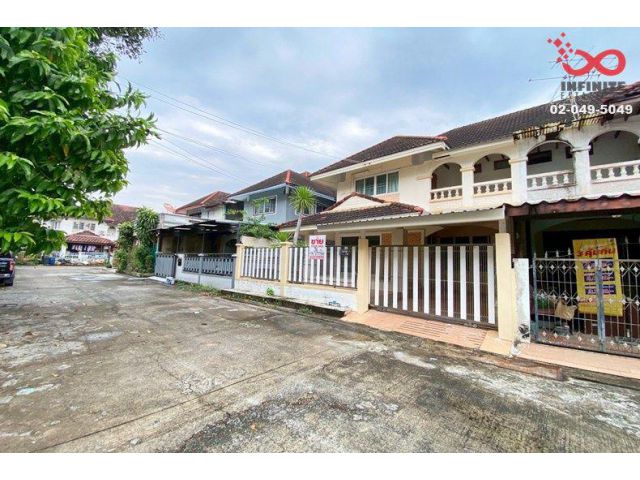 ขายบ้านแฝด นวมินทร์ 74 ถนนรามอินทรา- นวมินทร์ คันนายาว 2ชั้น 36ตร.ว.