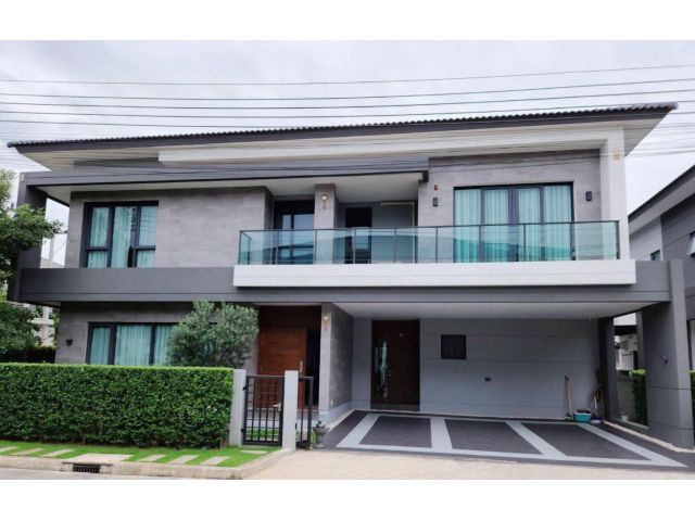 S04-0109 Luxury Single House for Rent or Sale: THE CITY BANGNA