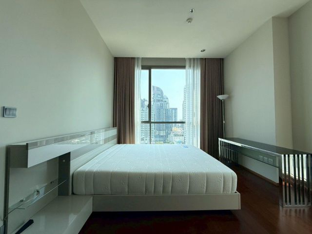 For Rent Condo Quattro By Sansiri Fully furnished (S15-15455)