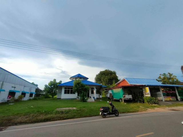 ขายบ้านเดี่ยว พร้อมที่ดิน 1 ไร่ ติดถนนใหญ่ ต.แวงใหญ่ อ.แวงใหญ่ จ.ขอนแก่น