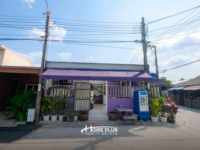 ทาวน์เฮ้าส์หลังมุม เคหะร่มเกล้า 24 แยก 5-11 ใกล้บิ๊กซีเคหะร่มเกล้า เขตลาดกระบัง