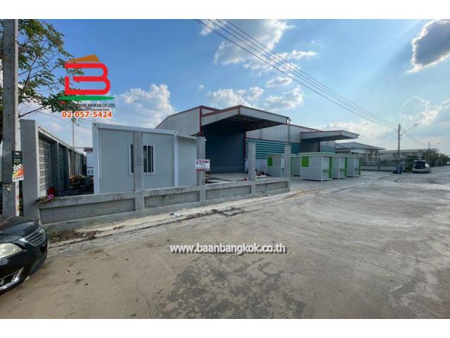 ที่ดินพร้อมสิ่งปลูกสร้าง เนื้อที่ 1 ไร่ ลำลูกกาคลอง 8 ถนนรังสิต-นครนายก ตำบลลำลูกกา อำเภอลำลูกกา จังหวัดปทุมธานี