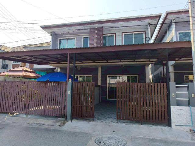 ขาย ทาวน์เฮ้าส์ใหม่ บ้านสร้างเอง ราชภศุนิมิตร บางเมือง ใกล้ โรงเรียนเทพศิรินทร์