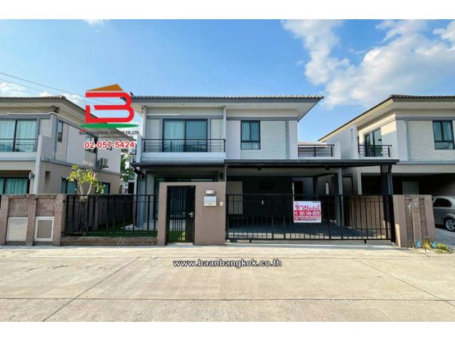 บ้านแฝด เนื้อที่ 35.8 ตร.ว. โครงการ เดอะ แพลนท์ รังสิต คลอง 4-วงแหวน (ซ.6) ถนนเลียบคลอง 4 ตำบลคลองสี่ อำเภอคลองหลวง ปทุม