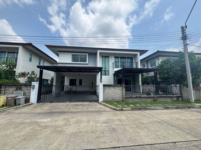 ให้เช่าบ้านเดี่ยว หมู่บ้านคาซ่าวิลล์ วัชรพล ชั้นล่างมีห้องสำหรับผู้สูงอายุ ตอบโจทย์ครอบครัวที่มีผู้สูงอายุ (N.2047)