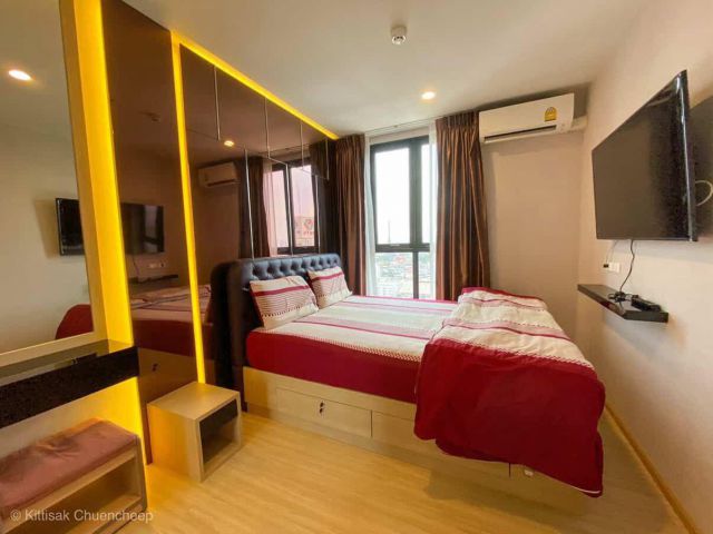 ขายคอนโดย่านปิ่นเกล้า Plum Condo Pinklao Station