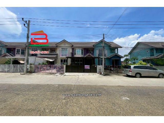 ทาวน์โฮม เนื้อที่ 26.5 ตร.ว. โครงการ เดอะ โฟริเอช รังสิต-คลอง 4 : The Fouruaqe Rangsit-Klong 4 ตำบลลาดสวาย อำเภอลำลูกกา ปทุมธานี