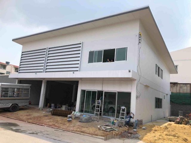 F339 โกดัง คลังสินค้าพร้อมออฟฟิต สร้างใหม่ ย่านเอกชัย ขนาด 400 ตารางเมตร