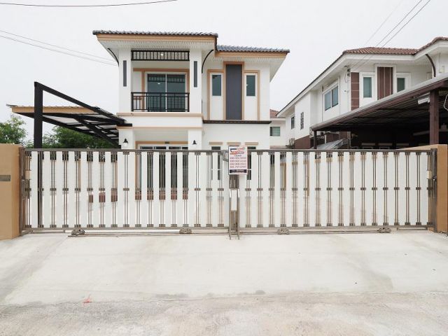 Clearance Sale บ้านเดี่ยว 2 ชั้น ม.กรีนเนอรี่ บาย นิราวิลล์ ขนาด 63.1 ตร.ว. 3ห้องนอน 2ห้องน้ำ 1ห้องครัว 5 ที่จอดรถ บ้านใหญ