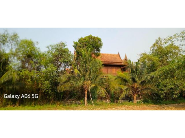 SALE !!! ขายที่ดินพร้อมบ้านทรงไทยติดคลองเมืองสมุทรสงคราม ลาดใหญ่ เนื้อที่ 4 ไร่เศษ ขายเหมา 15 ล้าน