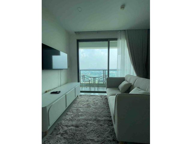 C1326 ให้เช่าคอนโดหรู Riviera Jomtien ชั้นสูงวิวเมือง