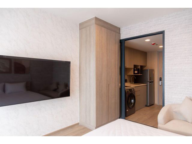 Condo The Crown Residences ติดกับ One Bangkok 25.3 ตารางเมตร แบบสตูดิโอ ตกแต่งครบ