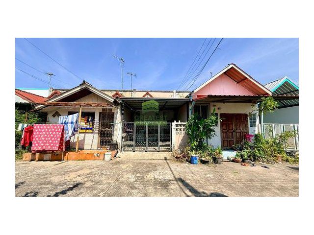 ขายทาวน์เฮ้าส์ หมู่บ้าน แสงตะวัน บึงน้ำรักษ์ ธัญบุรี ปทุมธานี เนื้อที่ 16 ตร.ว ทำเลดี ราคาต่อรองได้