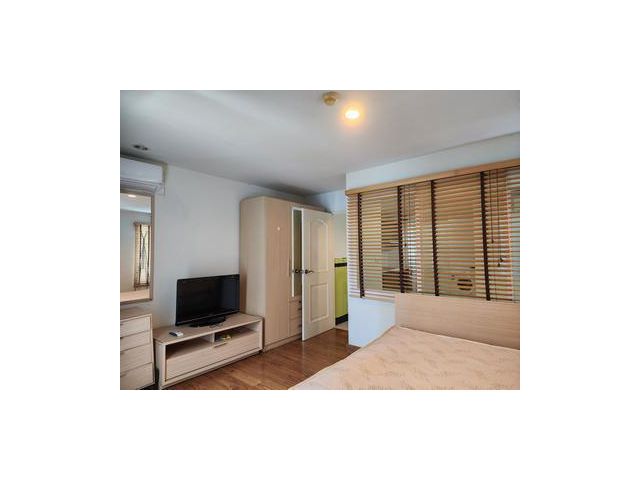 ให้เช่า คอนโด สุรวงศ์ ซิตี้ รีสอร์ท พื้นที่ 43 ตรม เดือนละ 18,000.-บาท
