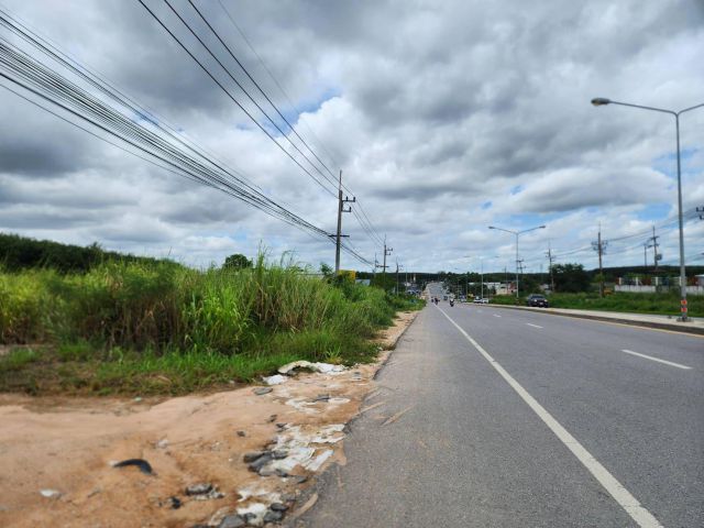 L212 ขายที่ดิน 3 ไร่ ติดถนน.3245 ปลวกแดง ระยอง