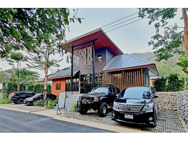 ขายบ้านพัก Pool Villa ติดริมน้ำ ถนนธนะรัชต์ เขาใหญ่ ต.หมูสี อ.ปากช่อง จ.นครราชสีมา