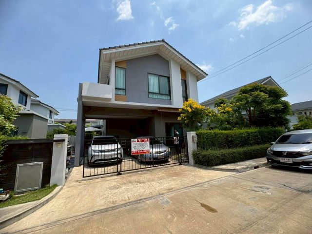 ขายบ้านเดี่ยว หมู่บ้านเพอร์เฟคพาร์ค สุวรรณภูมิ ร่มเกล้า เฟส 5 บ้านใหญ่สุดในโครงการ พร้อมอยู่ (N.2084)