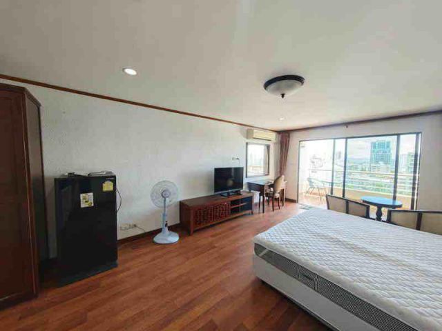 C1342 ขายคอนโด Pattaya Hill Resort ทำเลดีบนเขาพระตำหนัก
