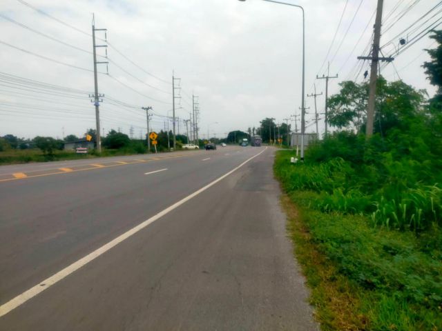 ขายที่ดิน70-110-ไร่ไร่ละ2.5ล้าน.ติดทางหลวง321+คลอง หลังติดโรงงาน อ.กำแพงแสน จ.นครปฐม.เหมาะทำโรงงาน/คลังสินค้า/บ้านจัดสรรตลาด