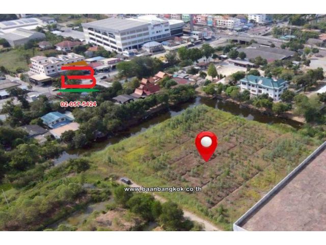 ที่ดินเปล่า เนื้อที่ 5-0-83 ไร่ หมู่บ้าน เวิลด์คลับแลนด์ ถนนคลองหลวง (ทล.3214) ตำบลคลองสาม อำเภอคลองหลวง จังหวัดปทุมธานี