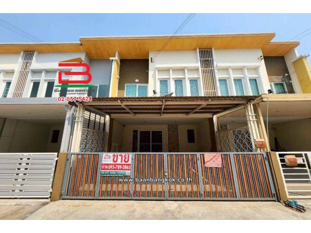 ทาวน์โฮม เนื้อที่ 21.5 ตร.ว. โครงการ โกลเด้นทาวน์ วัชรพล-สุขาภิบาล 5 ถนนรามอินทรา แขวงออเงิน เขตสายไหม