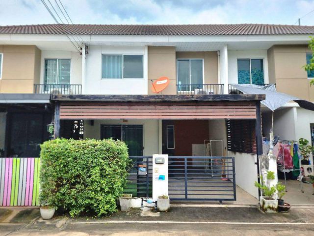 หมู่บ้านพฤกษา 113 กรุงเทพฯ-ปทุมธานี ขายทาวน์เฮ้าส์ 17.8 ตร.วา 3 ห้องนอน 2 ห้องน้ำ ขายถูกสุดในโครงการ