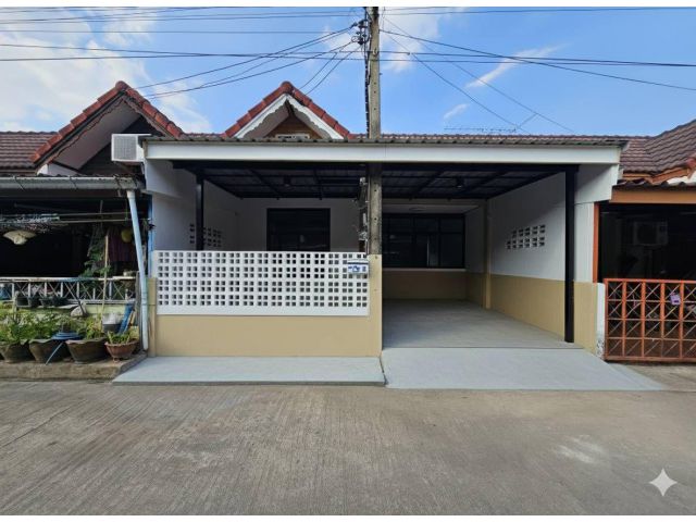 ขายทาวน์เฮ้าส์ชั้นเดียว หมู่บ้านพรเพ็ญ ตำบลหนองบัวศาลา จังหวัดนครราชสีมา
