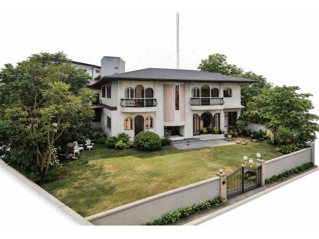 ขายบ้าน 2 ชั้นพร้อมที่ดิน 223 ตร.ว. ทำเลพระโขนง ติด BTS ปุณณวิถี