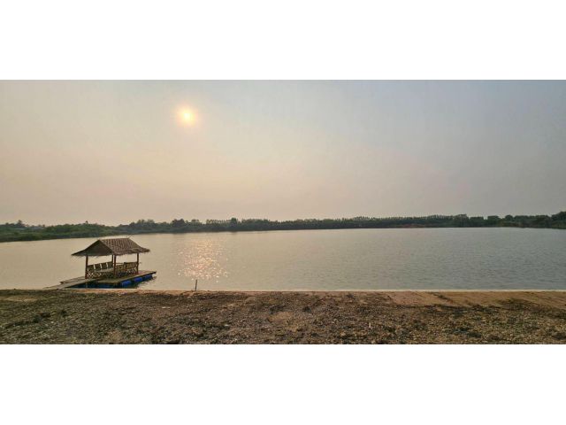 ขายที่ดินติดบึงน้ำใหญ่ บรรยากาศดีเหมือนอยู่ทะเล ใกล้กรุงเทพแค่ 1 ชม