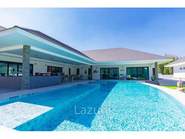 Large Luxury 6 Bed 7 Bath Pool Villa for Sale in Hua Hin - Massive Living Space near Black Mountain Golf