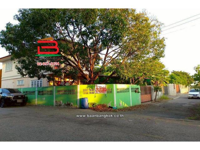 บ้านเดี่ยว เนื้อที่ 49 ตร.ว. ซอยรามอินทรา 62 แยก 7 (ใกล้แฟชั่นไอส์แลนด์) ถนนรามอินทรา แขวงรามอินทรา เขตคันนายาว