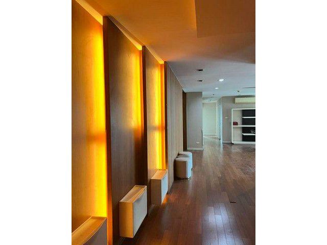 ให้เช่า คอนโด Belle Grand Rama 9 ขนาด 295 ตร.ม. 6 ห้องนอน ชั้นสูง ใจกลางพระราม 9