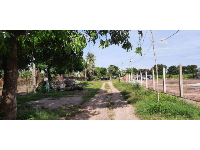 L748 ขายที่ดิน 27 ไร่ หน้ากว้าง 82 เมตร เมืองชลบุรี