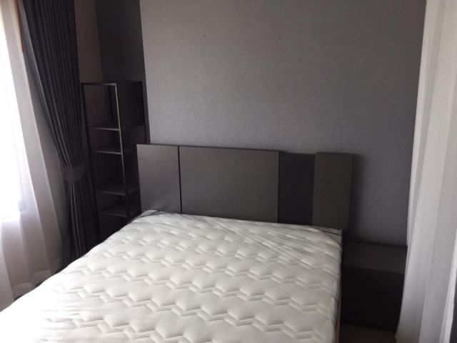 P-127150 วิวสระว่ายน้ำ! แอสปาย สาทร-ตากสิน  BTS วุฒากาศ ใกล้ CBD 2.05 ล้าน | Line Id: @easythaihome | 085-592-2897