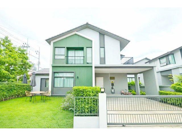 บ้านหลังมุม รร.สารสาสน์วิเทศไทรน้อยใกล้ MRT คลองบางไผ่ 365 HUB ไทรน้อย 65ตร.ว. 265 ตร.ม.